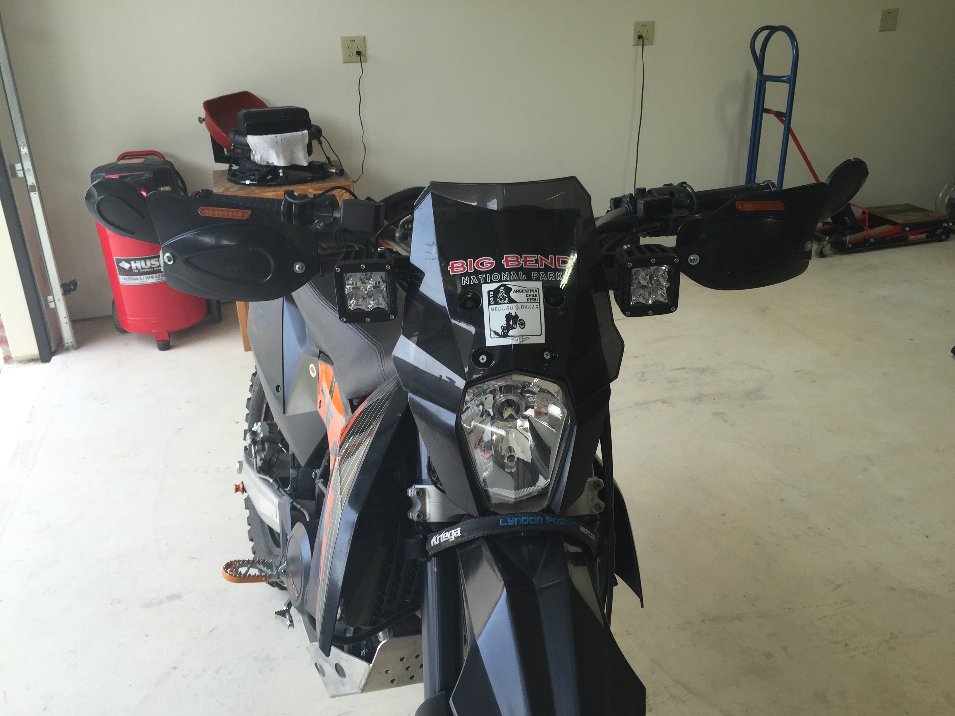 ktm 690 enduro r tail tidy