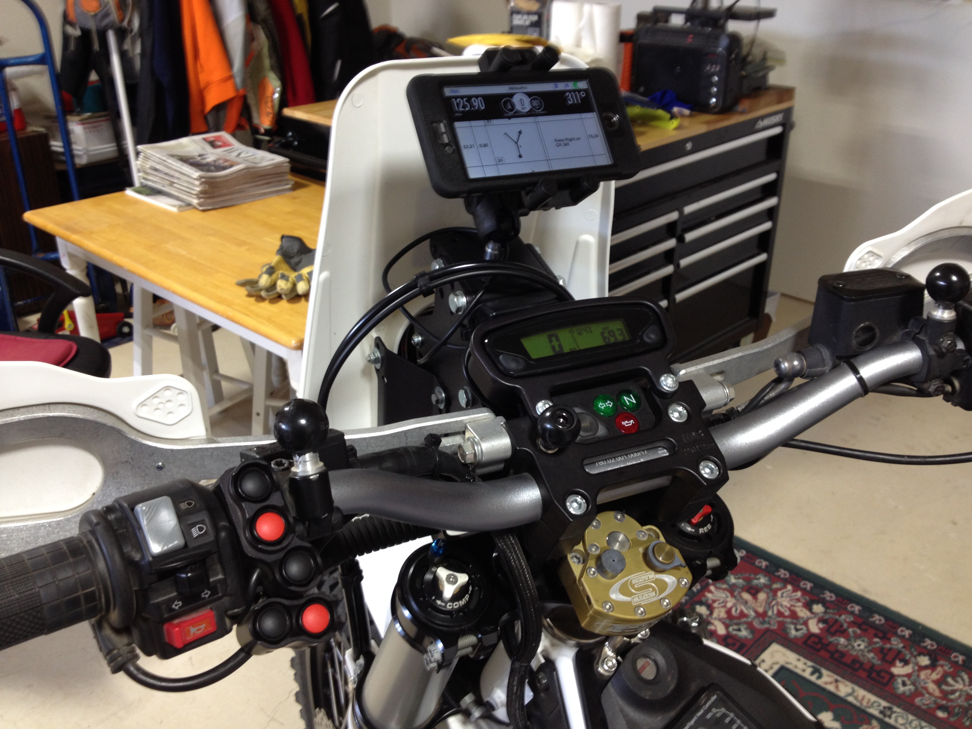 enduro phone mount